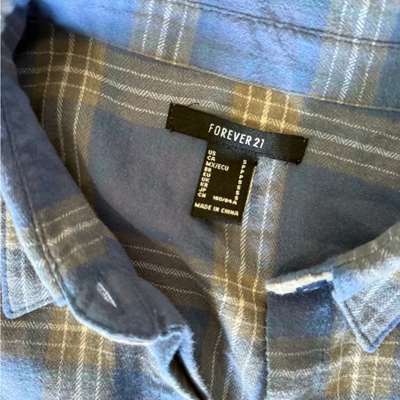 Forever 21 Plaid Button Up - Picture 4 of 4
